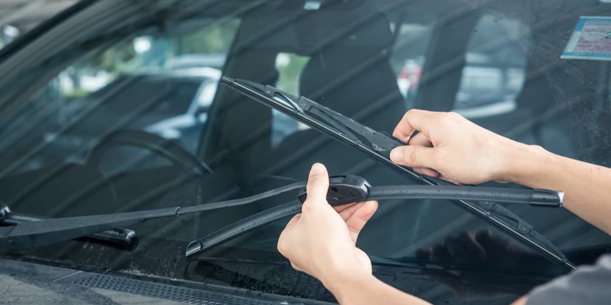 Cambiare Tergiscristalli Auto